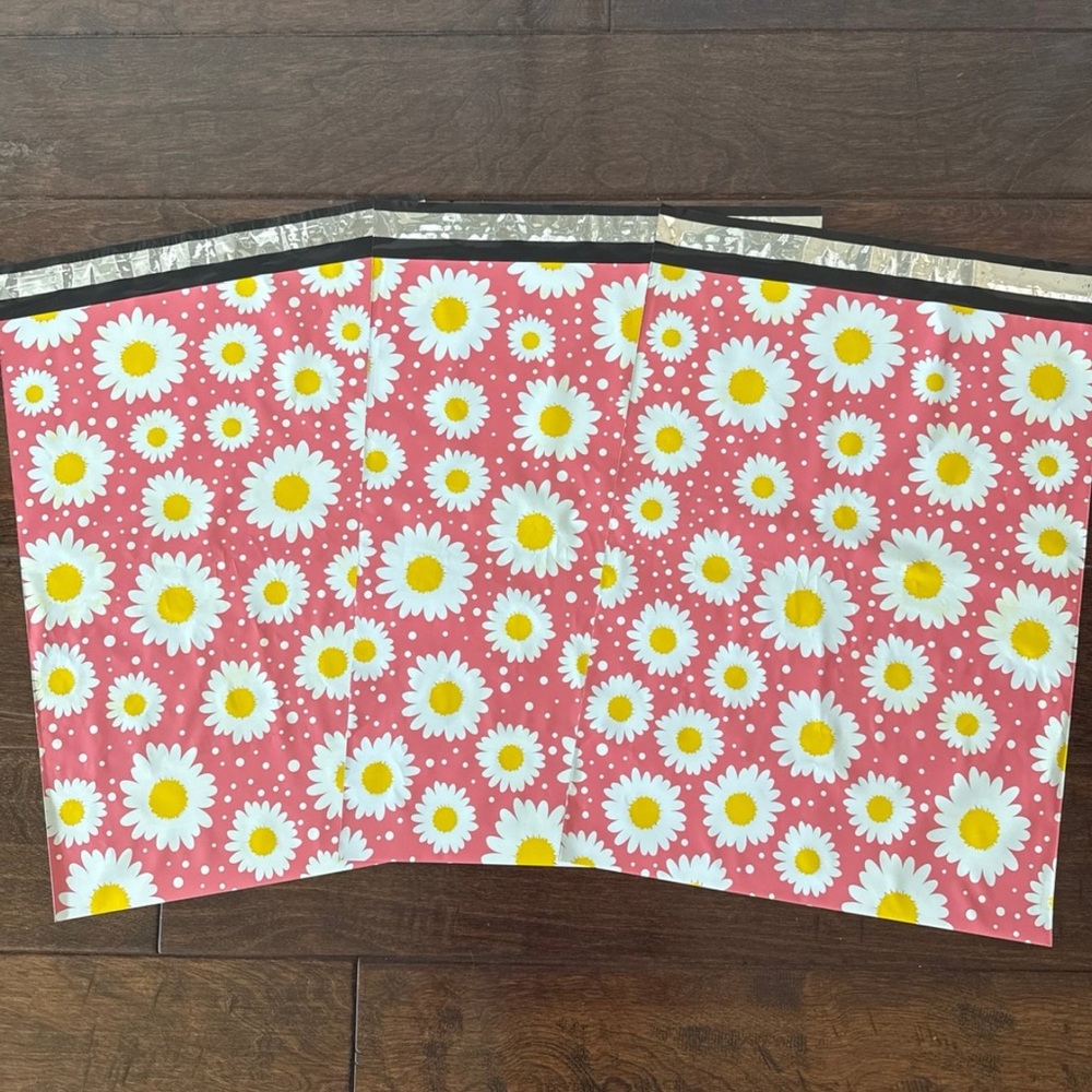 20 Pack - 12x15.5” Large Beautiful Pink Daisies Poly Mailers